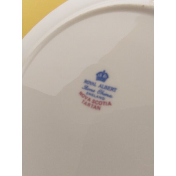 Royal Albert Nova Scotia Tartan Round Butter Dish c.1960s Bone China - Picture 10 of 10